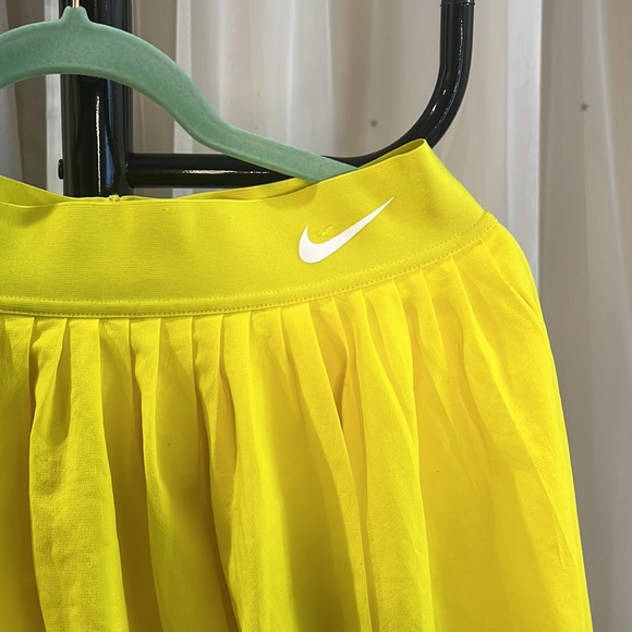 Nike Skort - Picture 2 of 4